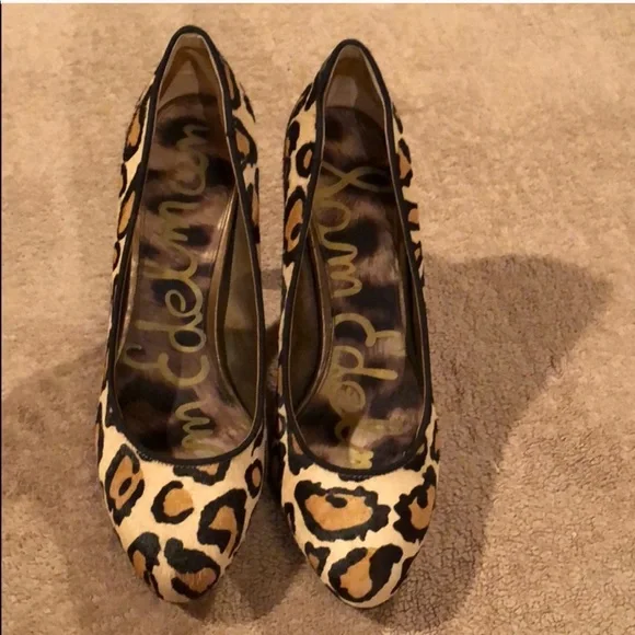 Leopard print pumps - Picture 3 of 5